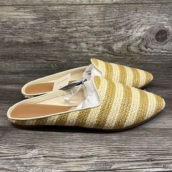 Women’s Violet Striped Woven Mule Flats - Universal Thread - Picture 6 of 9